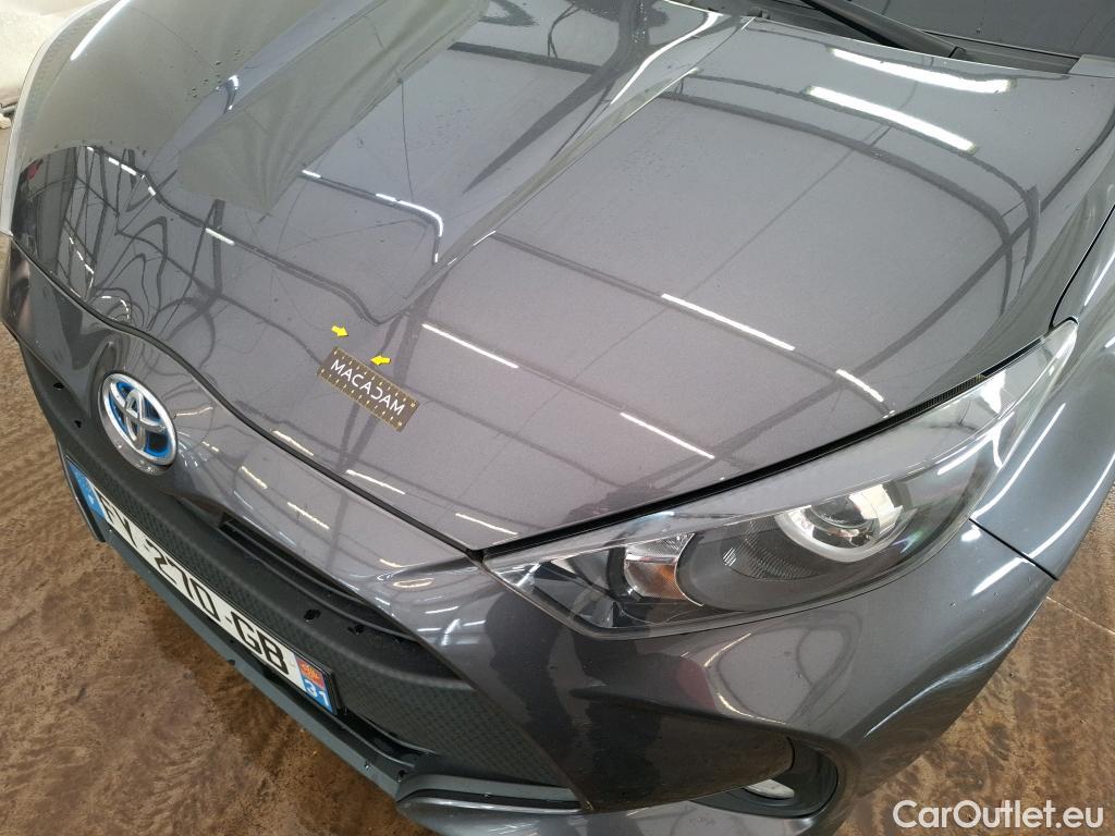  Toyota  Yaris TOYOTA  Hybride / 2019 / 5P / Berline Hybride 116h France Business Stage Acad #19