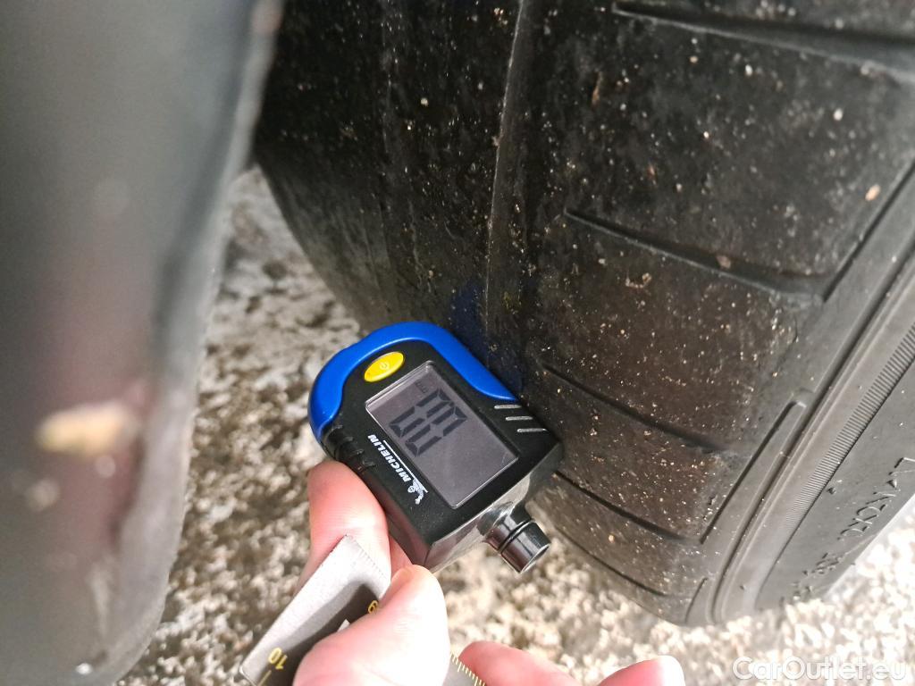  Tesla  Model Y TESLA  / 2020 / 5P / SUV Performance Dual Motor AWD #4