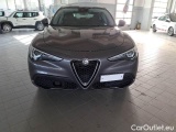  Alfa Romeo   STELVIO ALFA ROMEO / 2017 / 5P / SUV 2.2 TURBO DIESEL 190CV BUSINESS AT8 Q4 #35