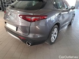  Alfa Romeo   STELVIO ALFA ROMEO / 2017 / 5P / SUV 2.2 TURBO DIESEL 190CV BUSINESS AT8 Q4 #64