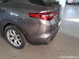  Alfa Romeo   STELVIO ALFA ROMEO / 2017 / 5P / SUV 2.2 TURBO DIESEL 190CV BUSINESS AT8 Q4 #78