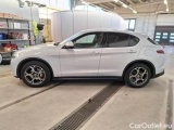  Alfa Romeo   STELVIO ALFA ROMEO / 2017 / 5P / SUV 2.2 TD 190 CV SPRINT AT8 Q4 #9