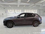  Alfa Romeo   STELVIO ALFA ROMEO / 2017 / 5P / SUV 2.2 TURBO DIESEL 190CV BUSINESS AT8 Q4 #8