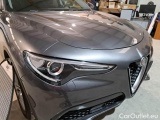  Alfa Romeo   STELVIO ALFA ROMEO / 2017 / 5P / SUV 2.2 TURBO DIESEL 190CV BUSINESS AT8 Q4 #41