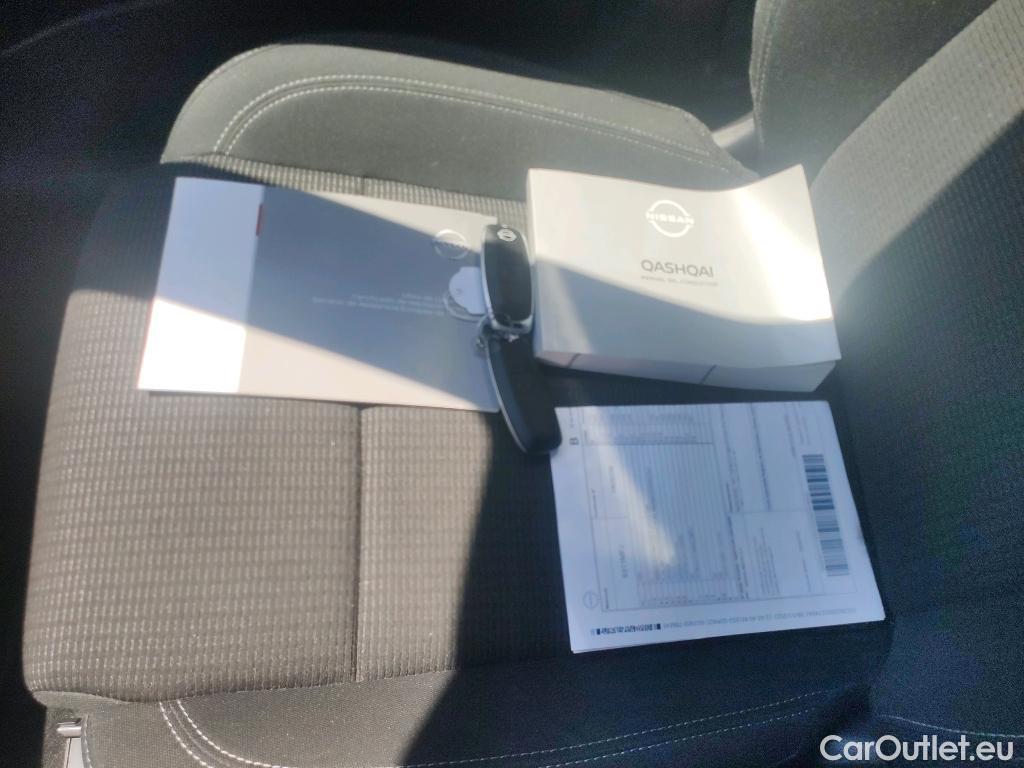  Land Rover  Discovery NISSAN QASHQAI / 2021 / 5P / todoterreno DIG-T 103kW (140CV) mHEV 4x2 Acenta #1