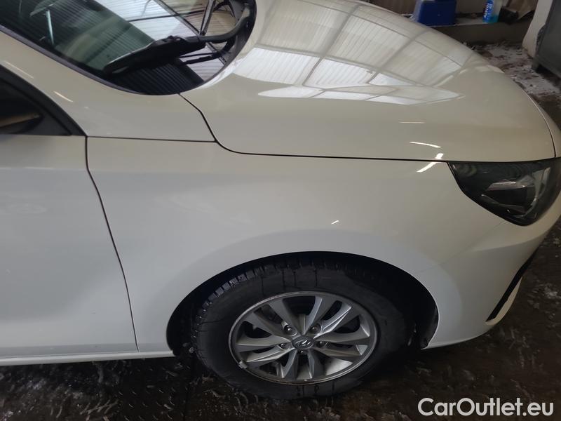  Hyundai  i30   cw (PD)(2017->)  kom.1.0TGDI 120 Comfort #18