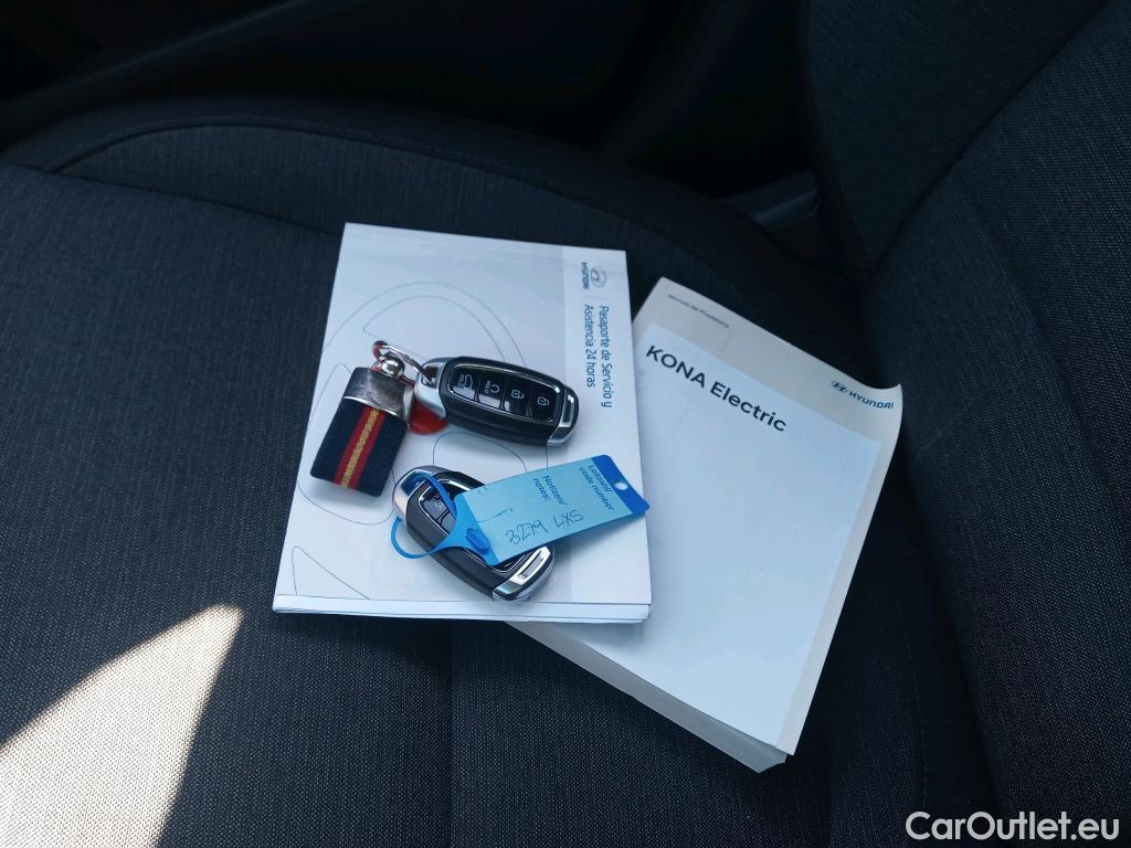  Land Rover  Discovery HYUNDAI Kona / 2020 / 5P / todoterreno 100kW EV Maxx #1