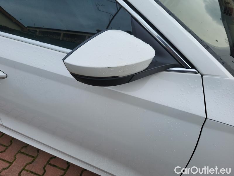  Skoda  Octavia  Combi (NX3)(2020) Oct.Combi 2.0TDI 110 Style AT #7