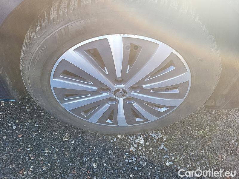  Skoda  Superb  Combi (3V5)(2015) Supe.FL2.0TDI 110 Style #11