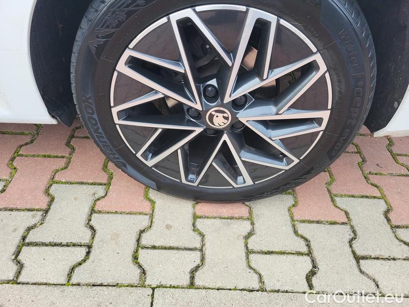  Skoda  Octavia  Combi (NX3)(2020) Oct.Combi 2.0TDI 110 Style AT #5