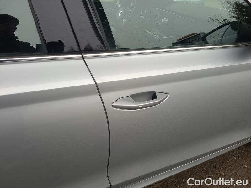  Skoda  Octavia  Combi (NX3)(2020) Oct.Combi 2.0TDI 110 Style AT #13