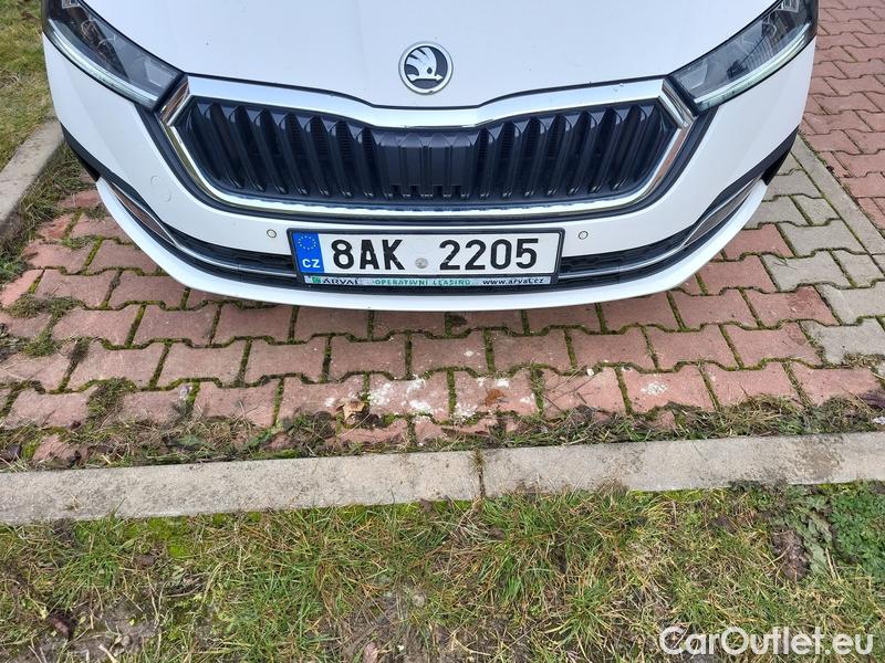  Skoda  Octavia  Combi (NX3)(2020) Oct.Combi 2.0TDI 110 Style AT #1