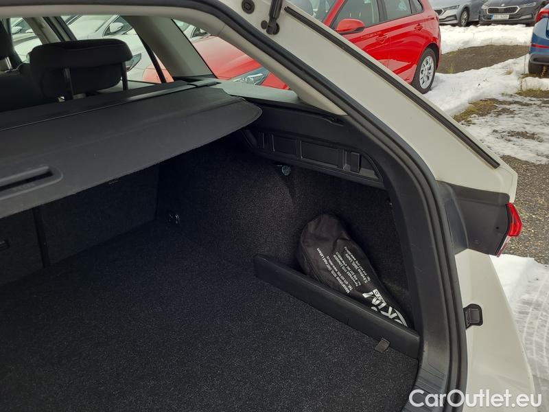  Skoda  Octavia  Combi (NX3)(2020) Oct.Co1.5TSI CNG 130 Ambit AT #12