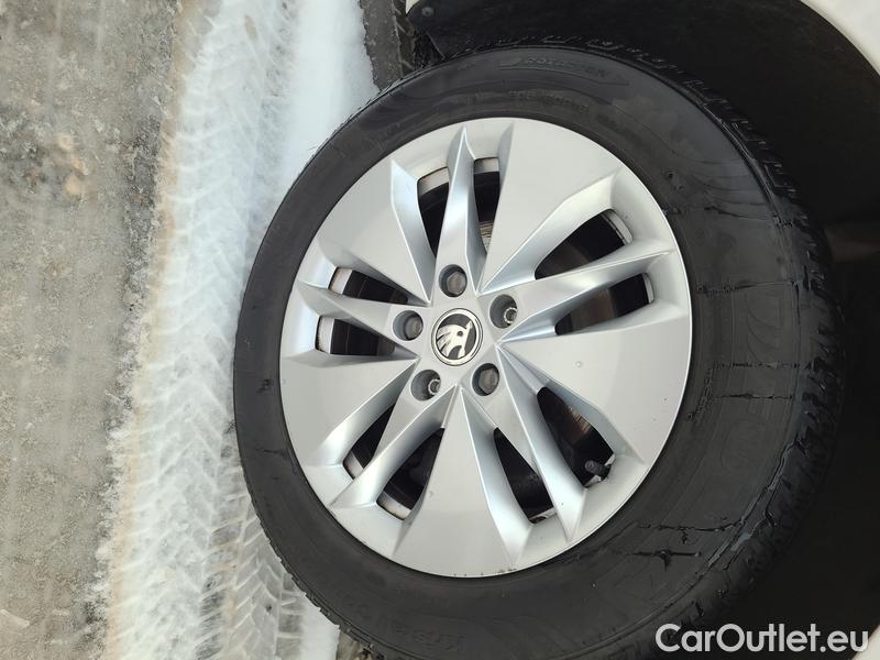  Skoda  Octavia  Combi (NX3)(2020) Oct.Co1.5TSI CNG 130 Ambit AT #8