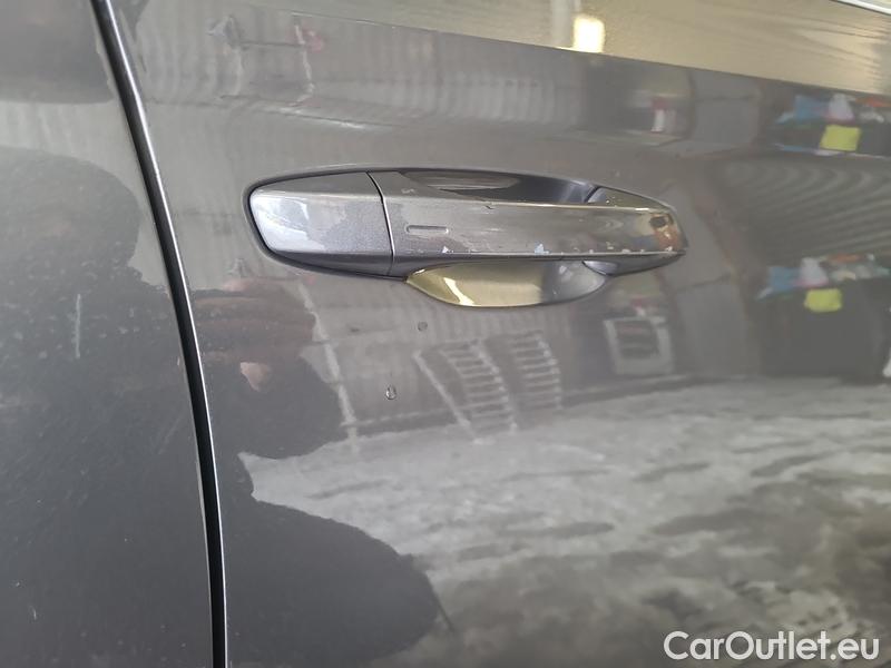  Skoda  Superb  Combi (3V5)(2015) Sup.C.FL2.0TDI 110 Style AT #18