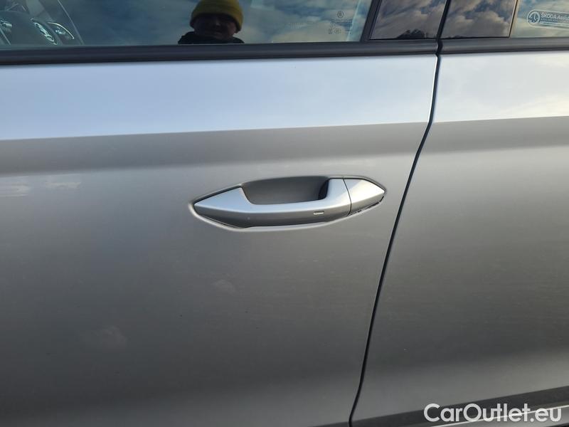  Skoda  Octavia  Combi (NX3)(2020) Oct.Combi 2.0TDI 85 Ambition #4