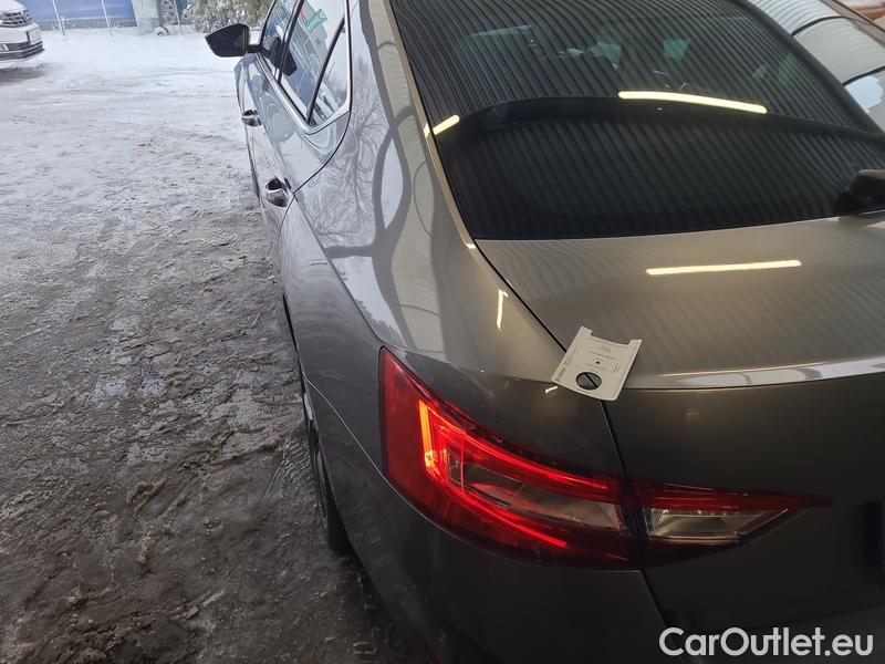  Skoda  Superb  (3V3)(2015) Supe.FL1.5TSI 110 Style AT #19