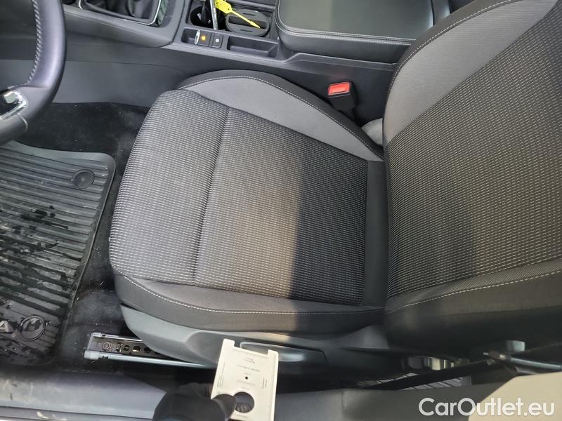  Skoda  Octavia  Lim. (NX3)(2020)  1.5TSI 110 Ambition 5d #16