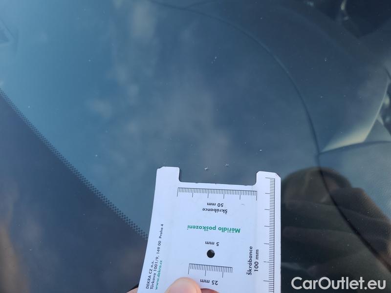  Toyota  Yaris  (XP21) (2020)  1.5Hyb Comfort AT #1