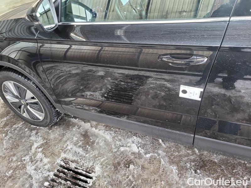  Skoda  Karoq  (NU)(2017->)  2.0TDI 110 Sty.Ex 4x4 AT #3