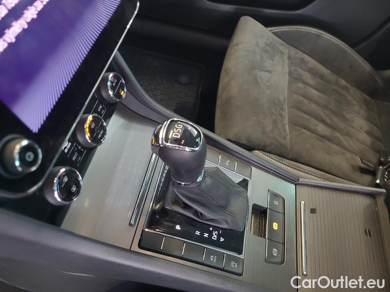  Skoda  Superb  Combi (3V5)(2015) Sup.C.FL2.0TDI 110 Style AT #8