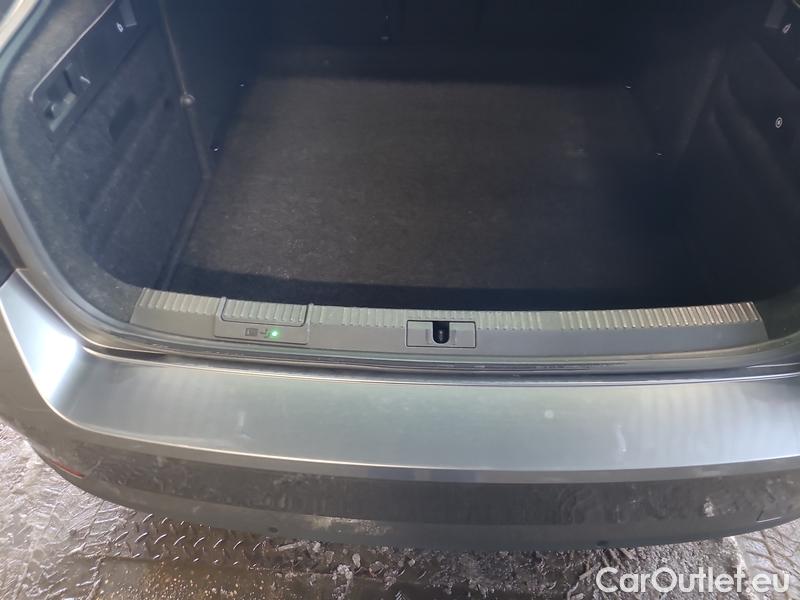  Skoda  Superb  (3V3)(2015) Supe.FL1.5TSI 110 Style AT #6