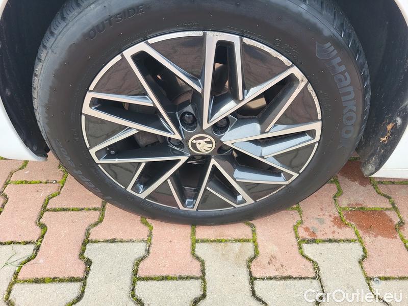  Skoda  Octavia  Combi (NX3)(2020) Oct.Combi 2.0TDI 110 Style AT #2