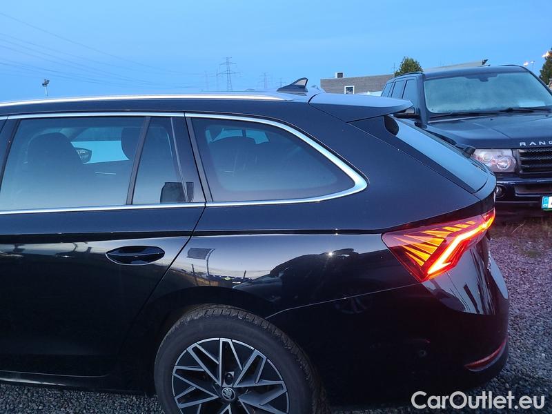  Skoda  Octavia  Combi (NX3)(2020) Oct.Combi 2.0TDI 110 Style AT #9