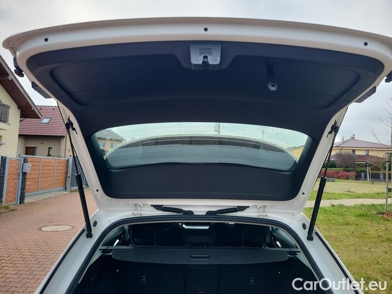  Skoda  Octavia  Combi (NX3)(2020) Oct.Combi 2.0TDI 110 Style AT #16