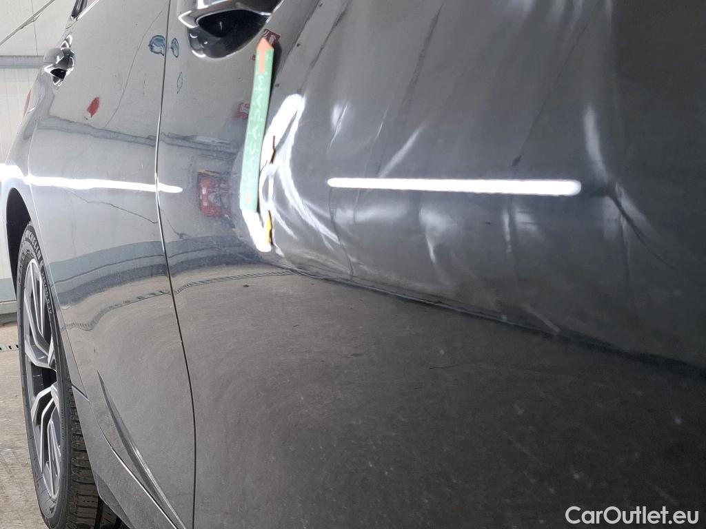  Bmw  Serie 3 BMW Série 3 Touring / 2022 / 5P / Break 320e xDrive 204 Busi Design BVA8 Hybride #20