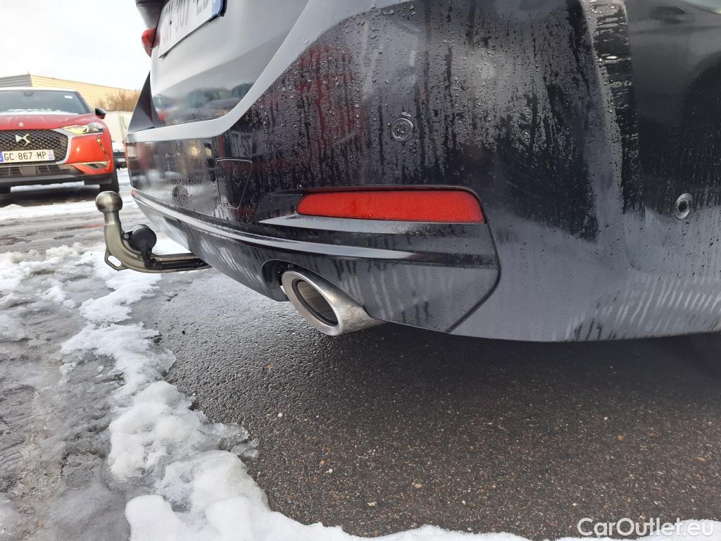  Bmw  Serie 3 BMW Série 3 Touring / 2022 / 5P / Break 320e xDrive 204 Busi Design BVA8 Hybride #29