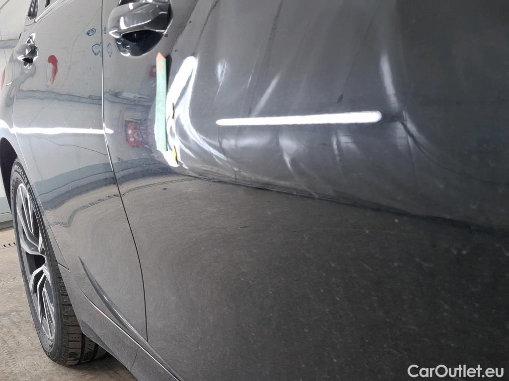  Bmw  Serie 3 BMW Série 3 Touring / 2022 / 5P / Break 320e xDrive 204 Busi Design BVA8 Hybride #19