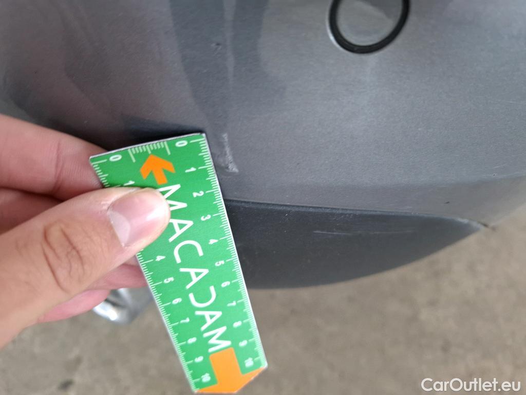  Bmw  Serie 2 BMW Série 2 Gran Coupé / 2019 / 4P / Berline 220D AUTO Business Design #40