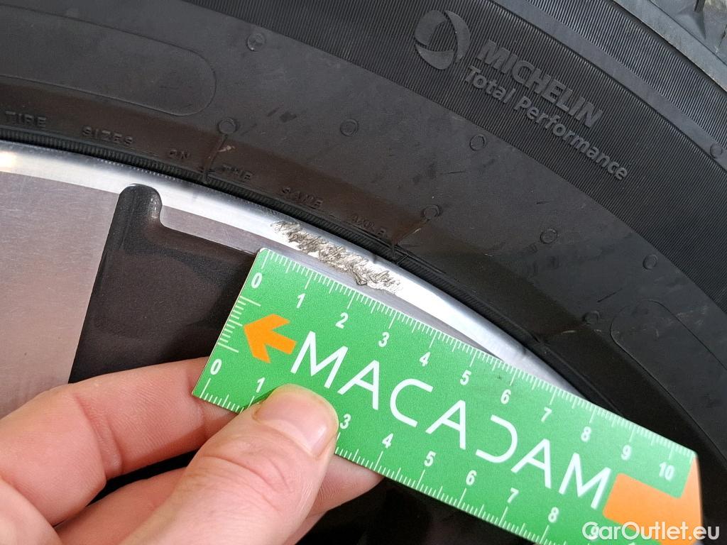  Bmw  Serie 3 BMW Série 3 Touring / 2022 / 5P / Break 320e xDrive 204 Busi Design BVA8 Hybride #25