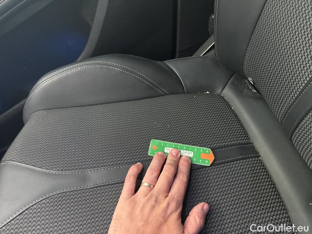  Peugeot  3008  II GT 1.5 HDi 130CV BVA8 E6d #15