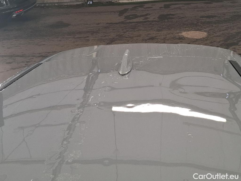  Nissan  Qashqai NISSAN  / 2021 / 5P / Crossover 1.3 MHEV 158ch Xtronic N-Style(SP) #9