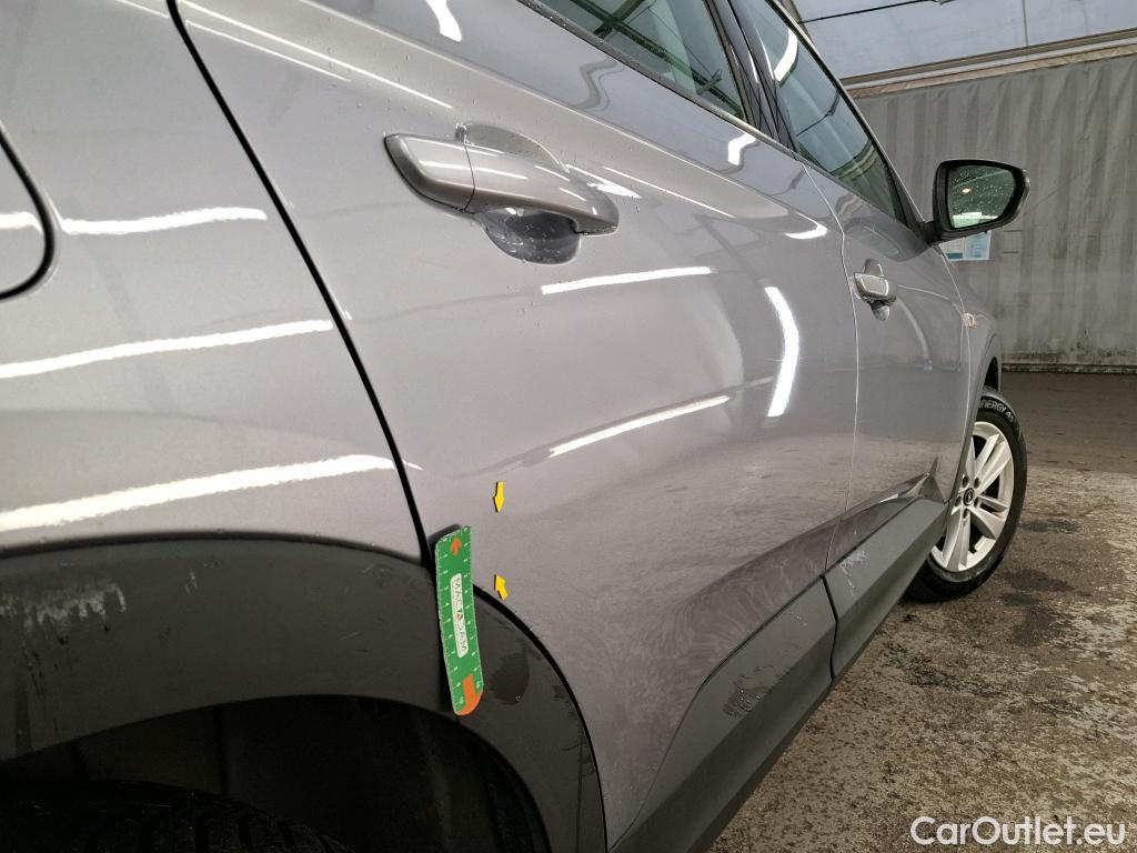  Opel   Grandland X Grandland X 1.2 Turbo 130CV BVM6 6E #23