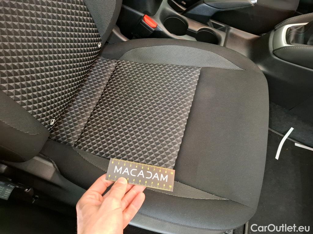  Nissan  Micra NISSAN  / 2016 / 5P / Berline IG-T 100 Business Edition #19