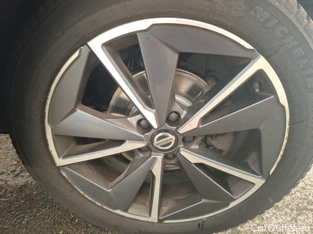  Nissan  Qashqai NISSAN  / 2021 / 5P / Crossover 1.3 MHEV 158ch Xtronic N-Style(SP) #37