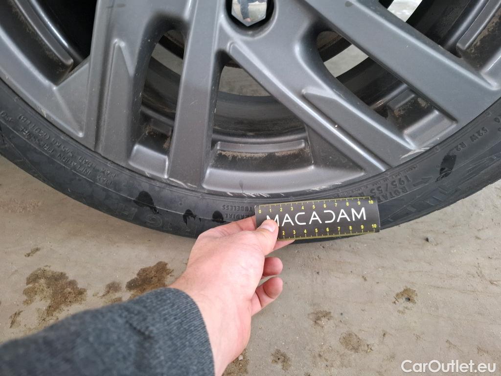  Peugeot  208  Active Business 1.5 HDi 100CV BVM6 E6d #14