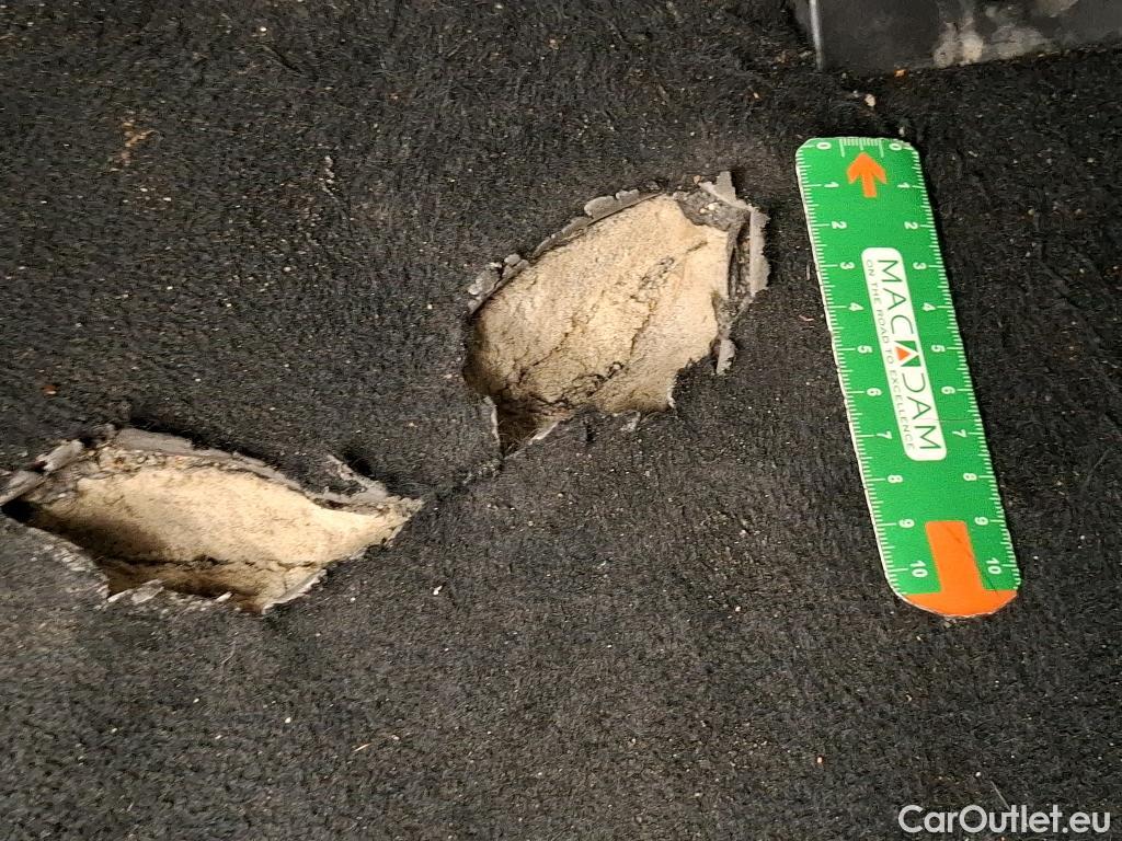  Hyundai  Tucson  Business Mild-Hybrid 2WD 1.6 CRDI 135CV BVM6 E6d #3