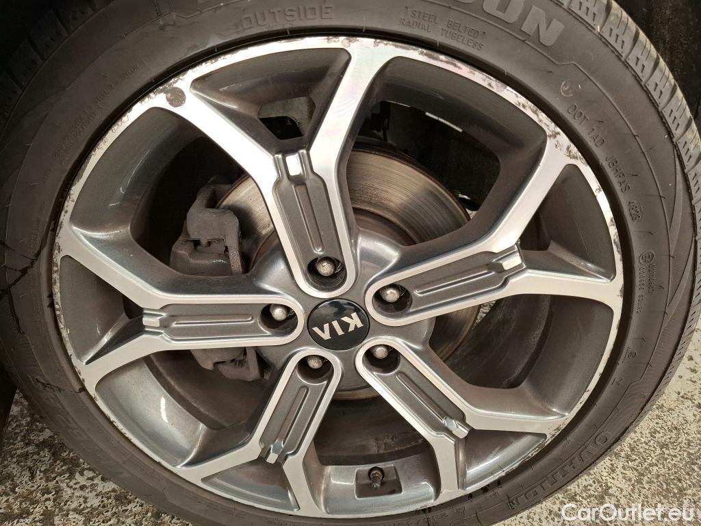  KIA  XCeed KIA  / 2019 / 5P / Crossover 1.6 CRDI 136 LAUNCH EDITION DCT7 #4