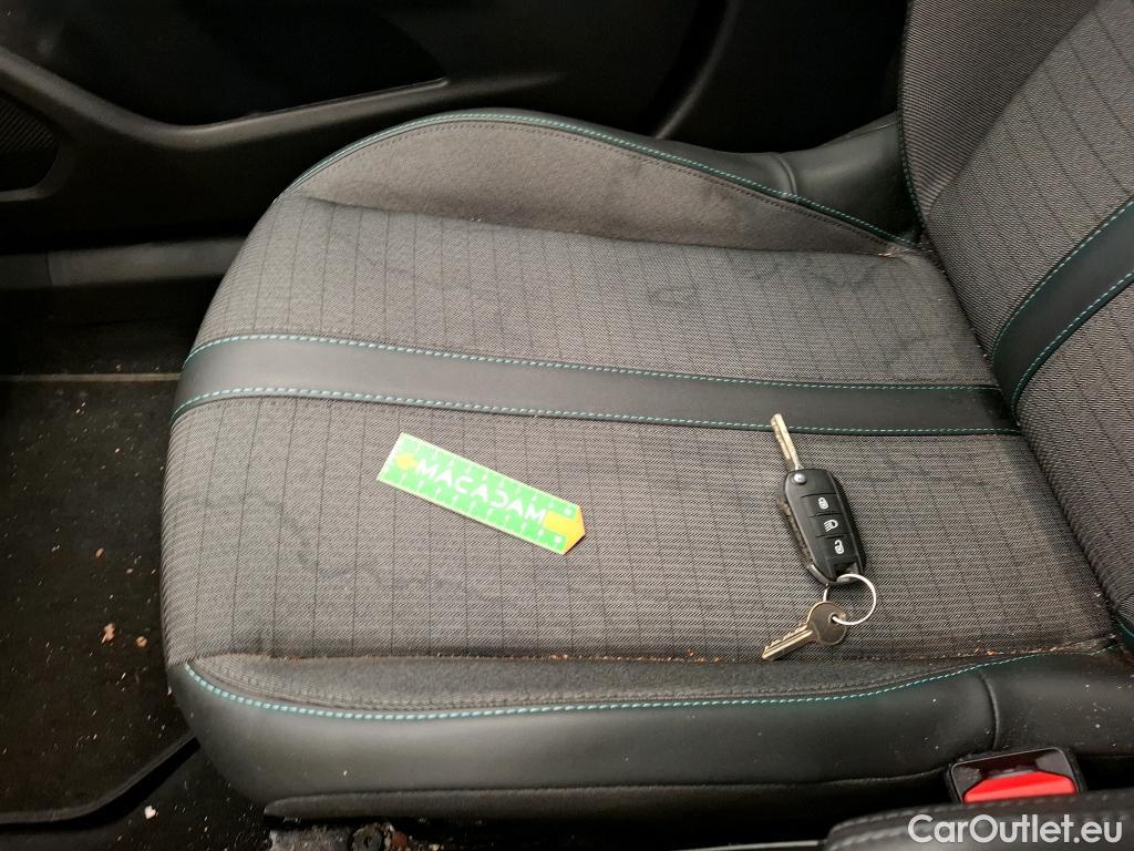  Peugeot  2008  Allure 1.2 PureTech 130CV BVA8 E6d #1