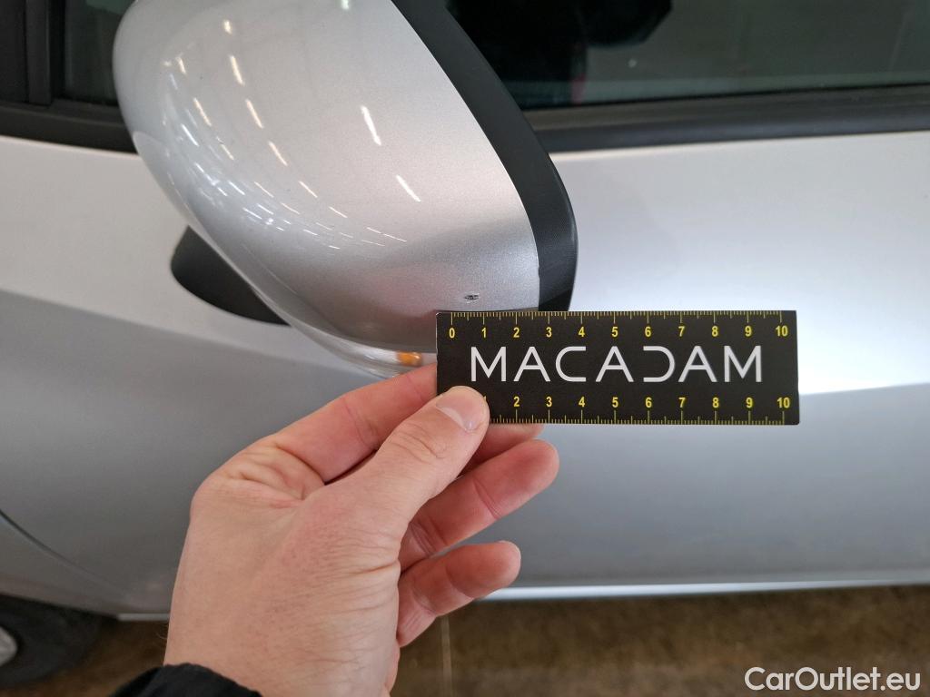  Nissan  Micra NISSAN  / 2016 / 5P / Berline IG-T 100 Business Edition #27