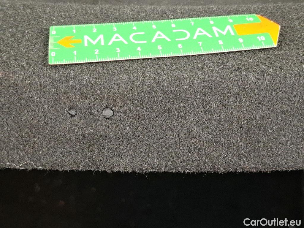  KIA  XCeed KIA  / 2019 / 5P / Crossover 1.6 CRDI 136 LAUNCH EDITION DCT7 #18