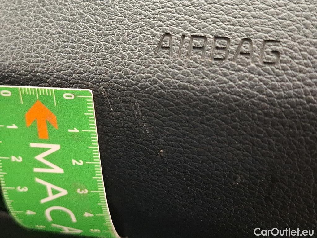  KIA  XCeed KIA  / 2019 / 5P / Crossover 1.6 CRDI 136 LAUNCH EDITION DCT7 #2