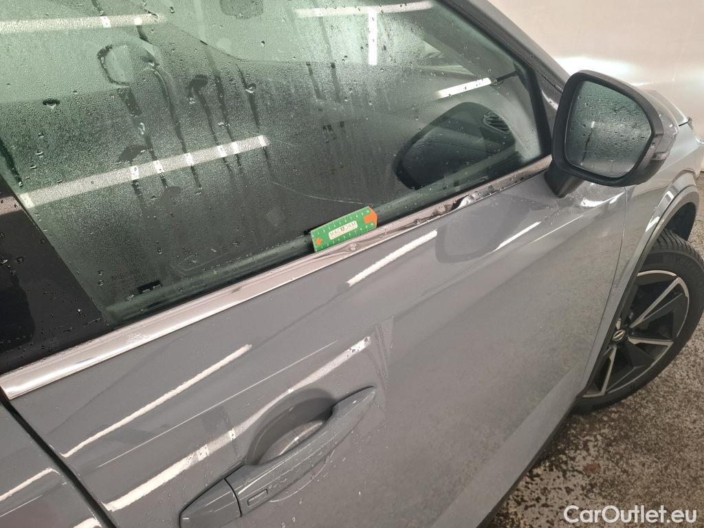  Nissan  Qashqai NISSAN  / 2021 / 5P / Crossover 1.3 MHEV 158ch Xtronic N-Style(SP) #56