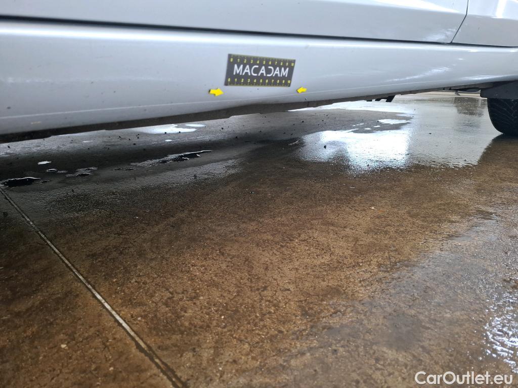  Nissan  Micra NISSAN  / 2016 / 5P / Berline IG-T 100 Business Edition #8