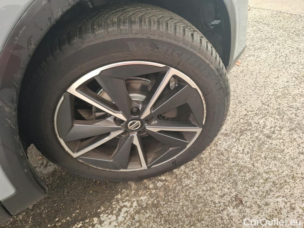  Nissan  Qashqai NISSAN  / 2021 / 5P / Crossover 1.3 MHEV 158ch Xtronic N-Style(SP) #36