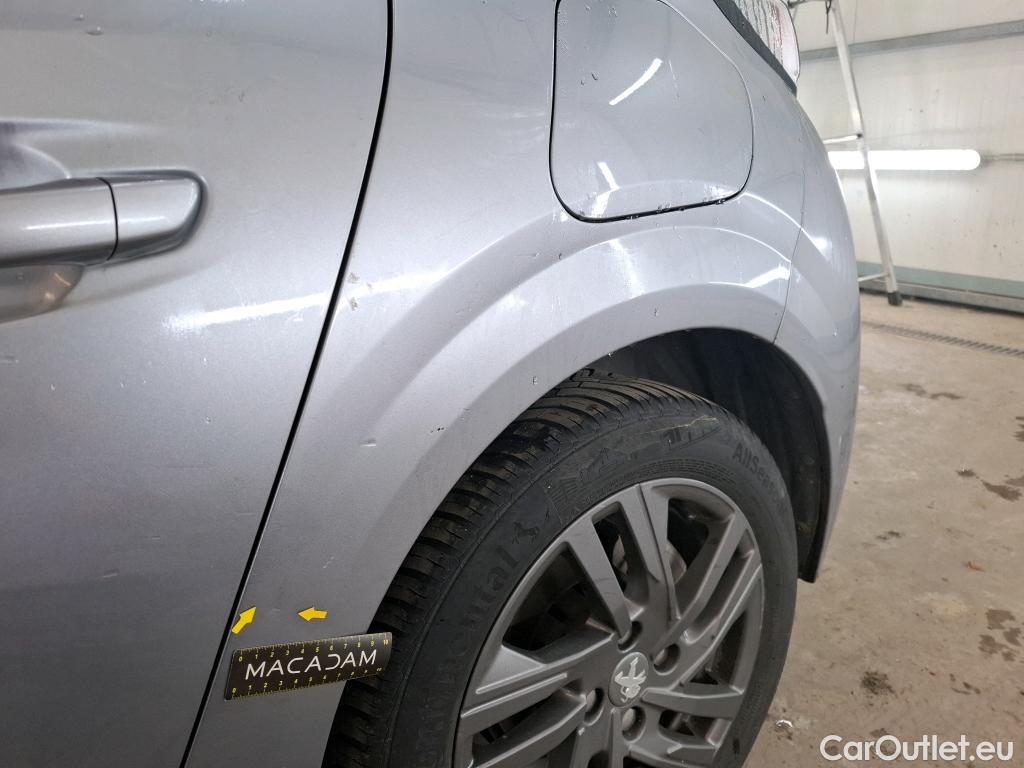  Peugeot  208  Active Business 1.5 HDi 100CV BVM6 E6d #38